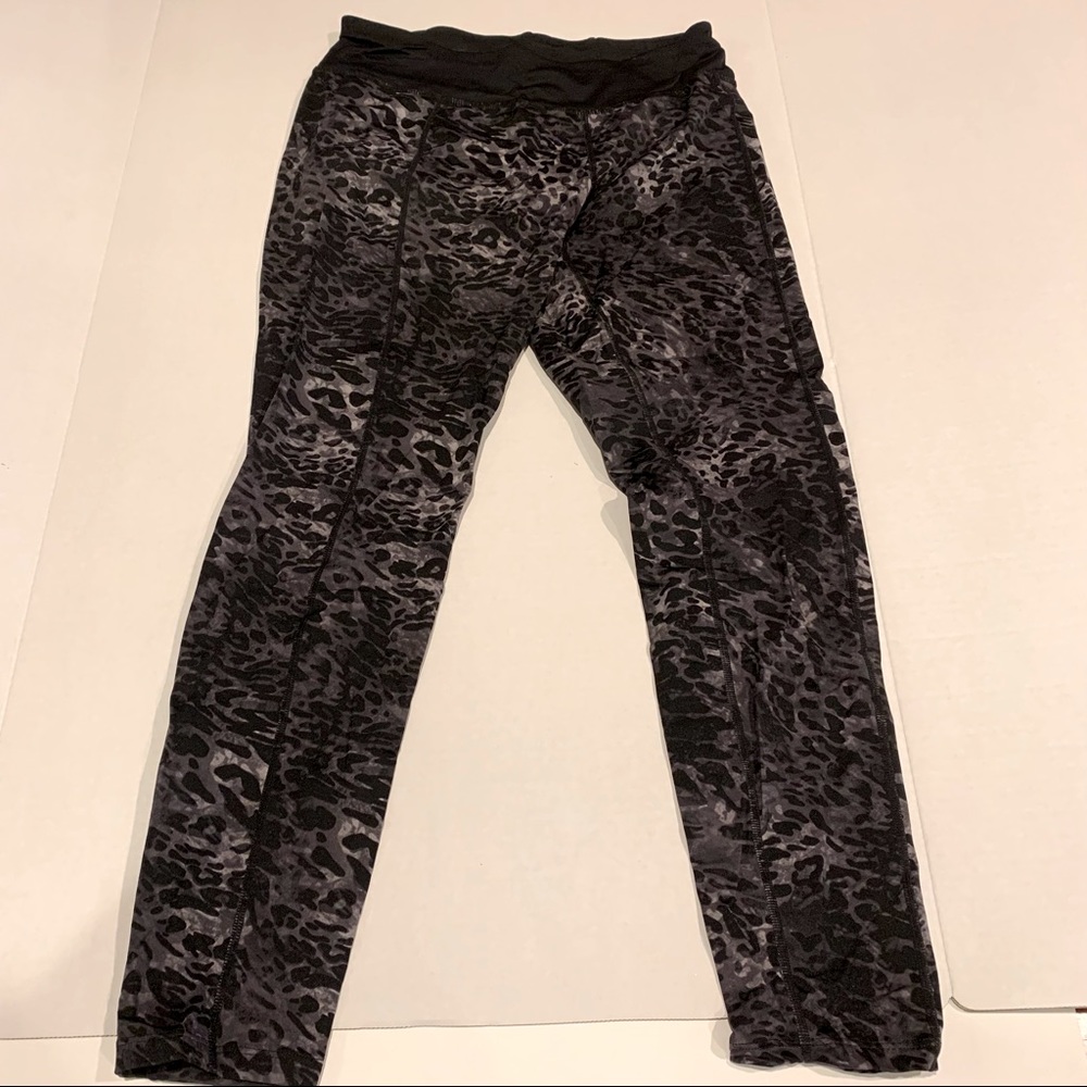 Betsey Johnson Performance Leopard Leggings women’s size medium
